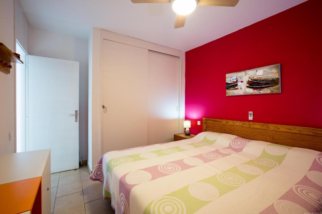 Go2Tenerife Appart'Nido Famille - Piscine & Plage Apartment Playa de las Americas  Exterior photo
